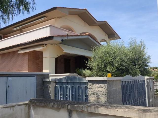 Appartamento in vendita a Follonica, Toscana