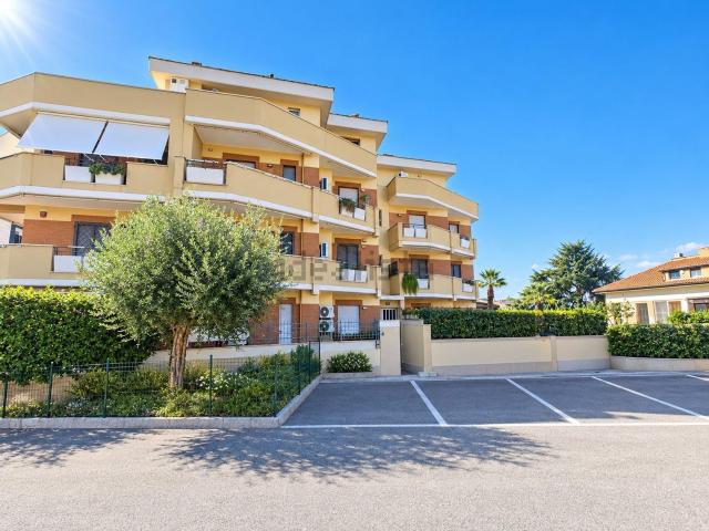 Appartamento in vendita a Poggio delle Mole, Marino