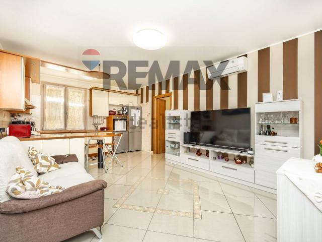 Appartamento in vendita a Cavenago Brianza, Lombardia