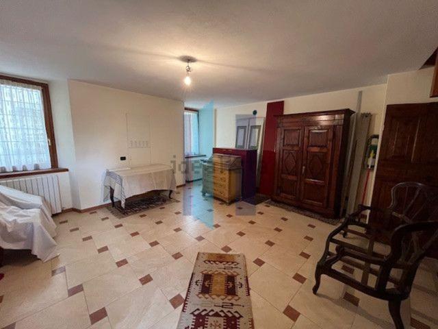 Appartamento in vendita a Curno, Lombardia