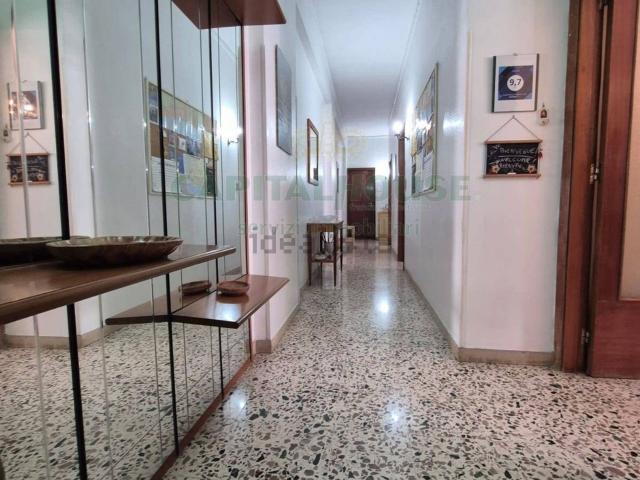Appartamento in vendita a Salerno, Campania