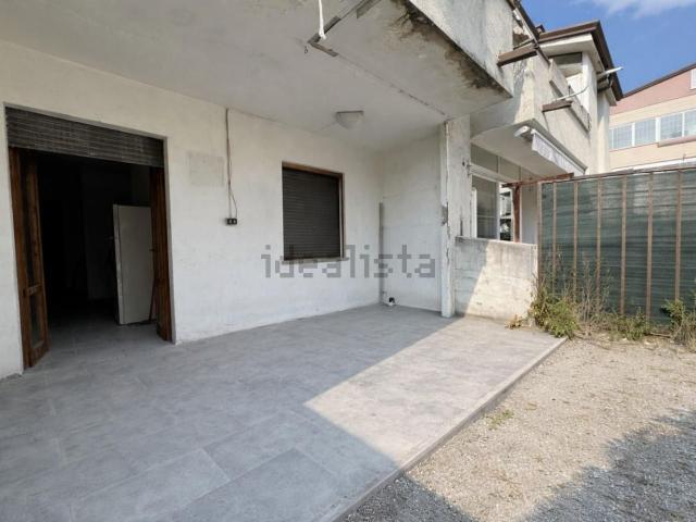 Appartamento in vendita a Torre del Lago Puccini, Viareggio