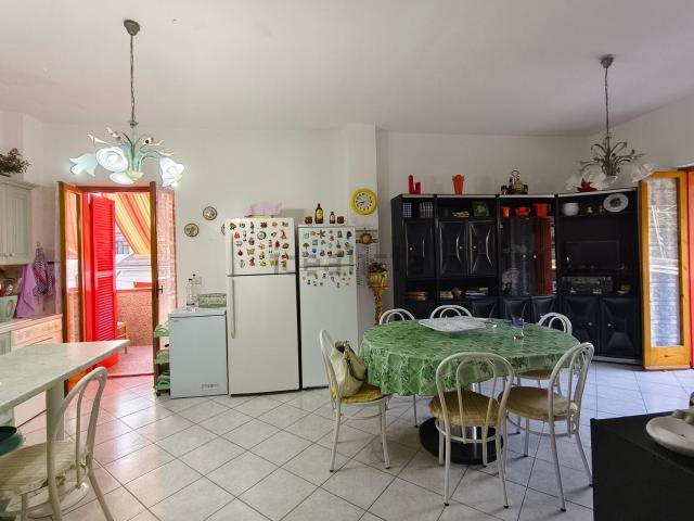Appartamento in vendita a Calabria, Cosenza