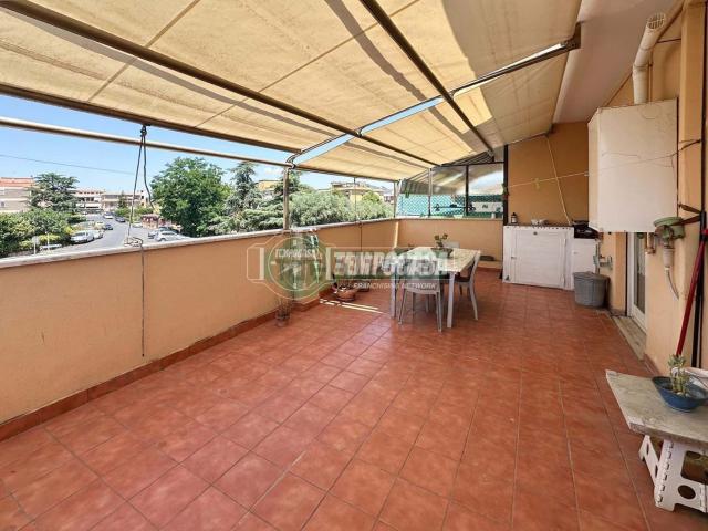 Appartamento in vendita a Poggio dell'Asino, Roma Capitale