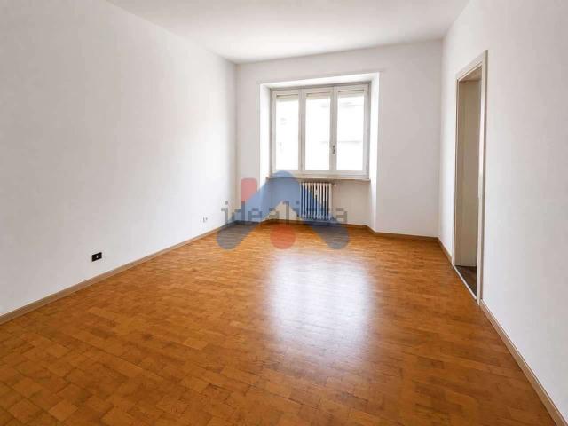 Appartamento in vendita a Chieri, Torino