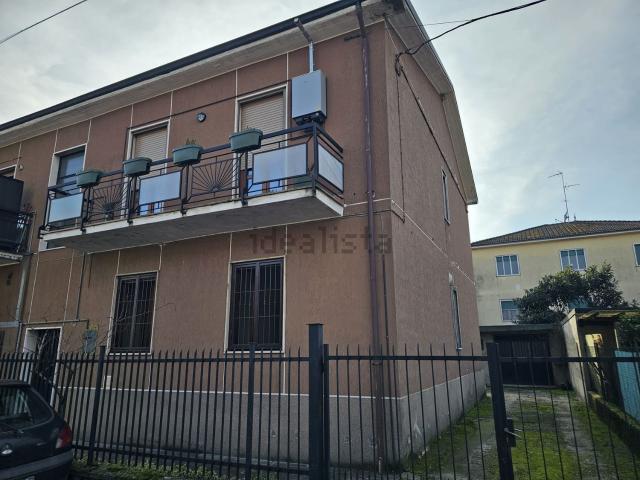 Appartamento in vendita a Mediglia, Lombardia