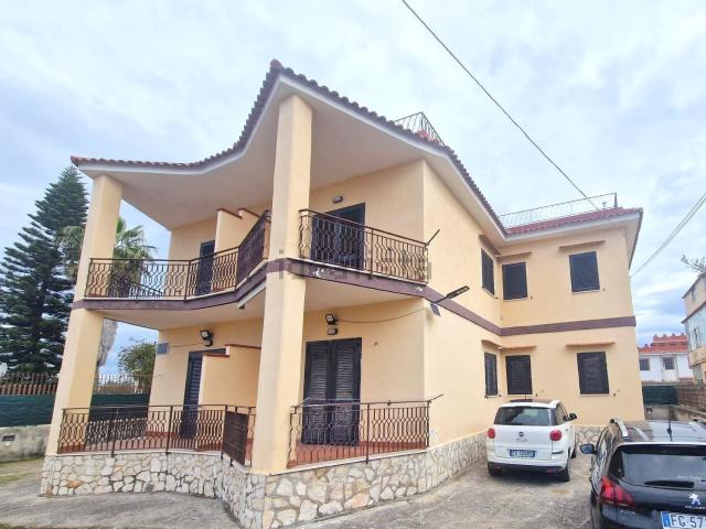 Appartamento in vendita a Villaggio del Sole, Castel Volturno