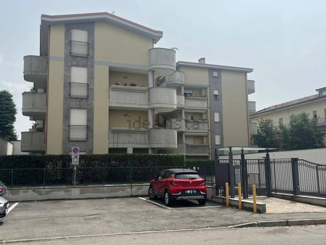 Appartamento in vendita a Cascina Convenio, Lissone