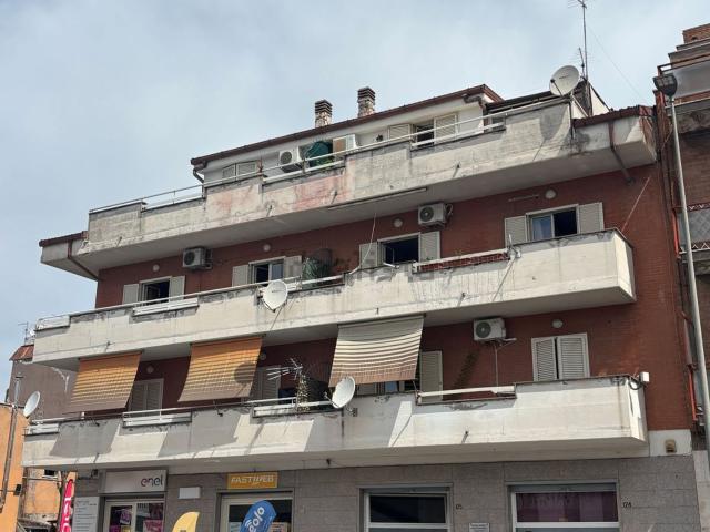 Attico in vendita a Guidonia Montecelio, Roma Capitale