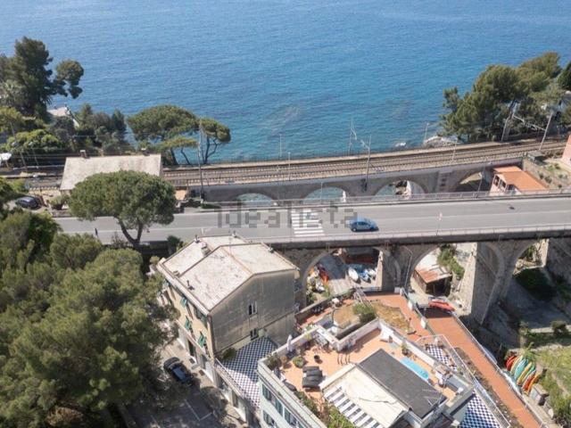 Appartamento in vendita a Polanesi, Recco