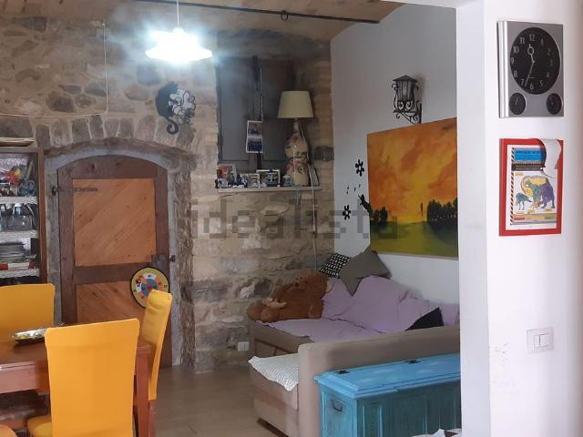 Appartamento in vendita a Pizzone, Molise