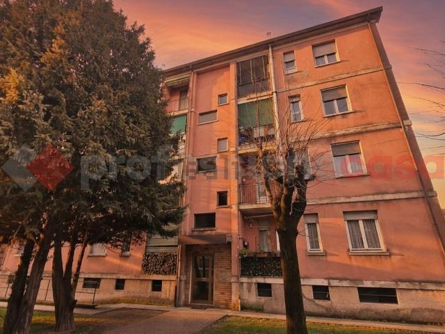 Appartamento in vendita a Parabiago, Lombardia