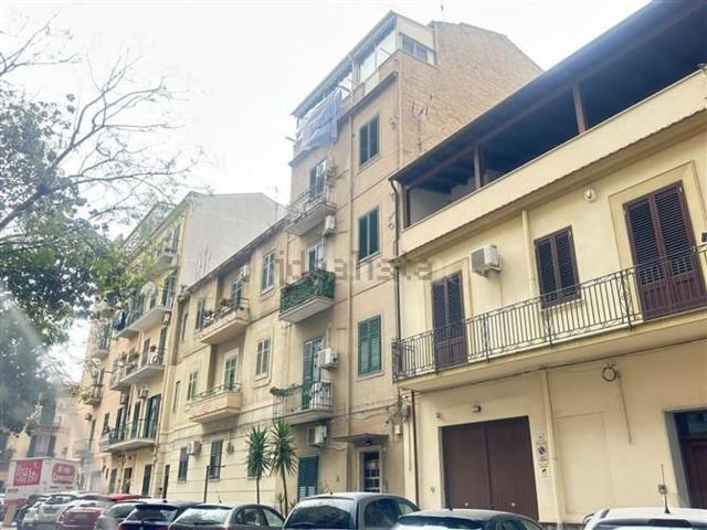 Appartamento in vendita a V Circoscrizione, Palermo
