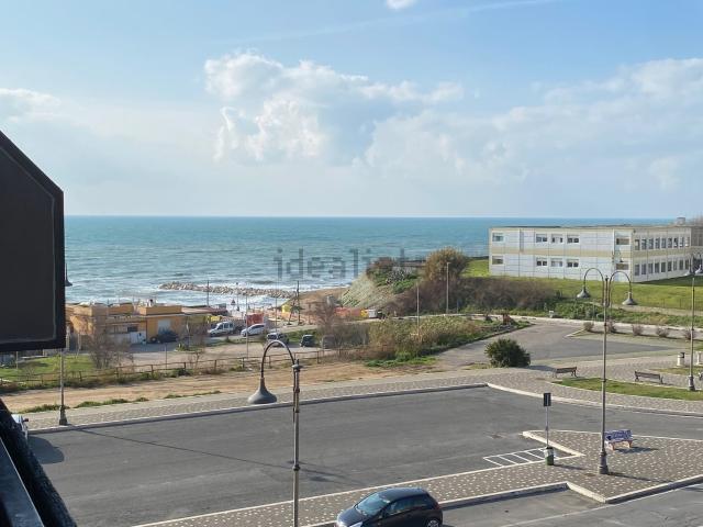 Attico in vendita a Lido di Marechiaro, Roma Capitale
