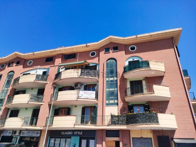 Appartamento in vendita a Guidonia Montecelio, Roma Capitale