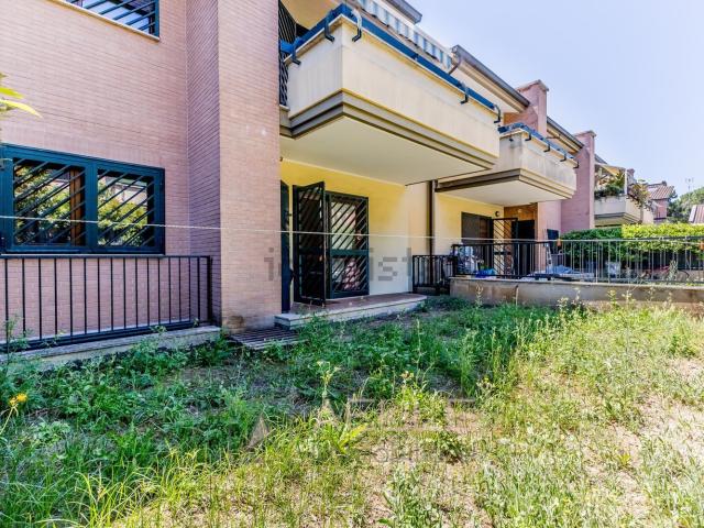 Appartamento in vendita a San Giorgio di Acilia, Roma Capitale
