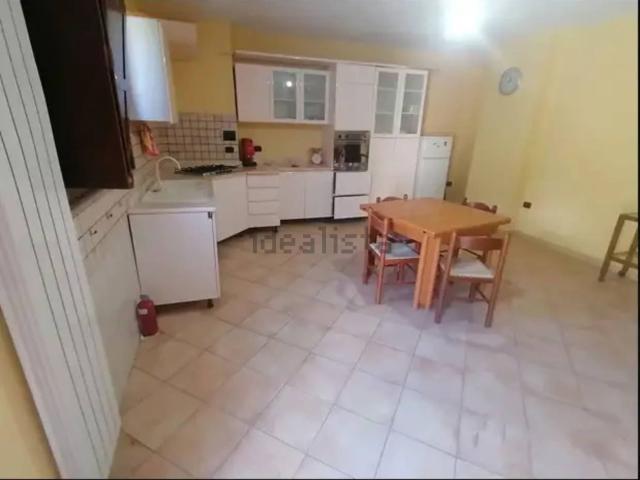 Appartamento in vendita a Roccadaspide, Campania