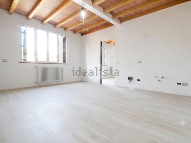 Appartamento in vendita a Montechiarugolo, Reggio Emilia
