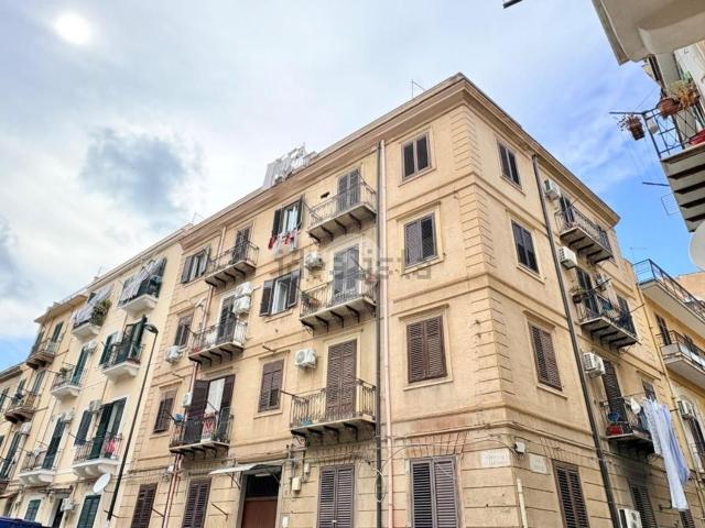 Appartamento in vendita a III Circoscrizione, Palermo