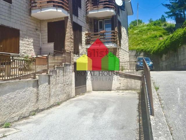 Appartamento in vendita a Castel Di Sangro, Abruzzo