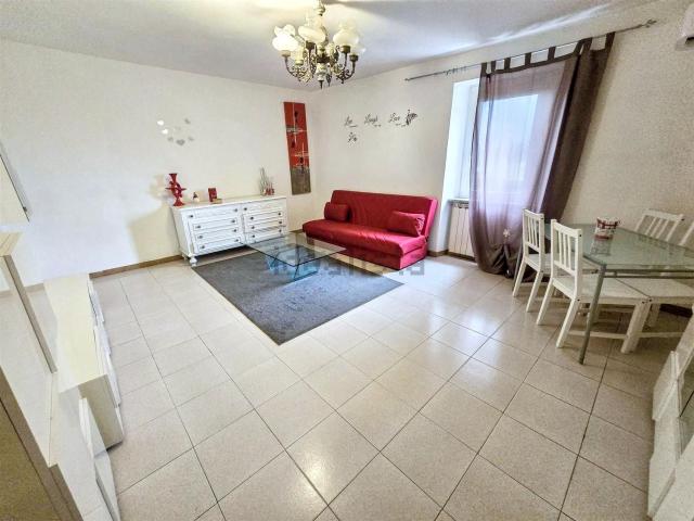 Appartamento in vendita a Beverino