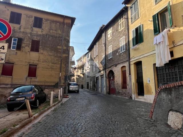 Appartamento in vendita a Scacciati, Roma Capitale