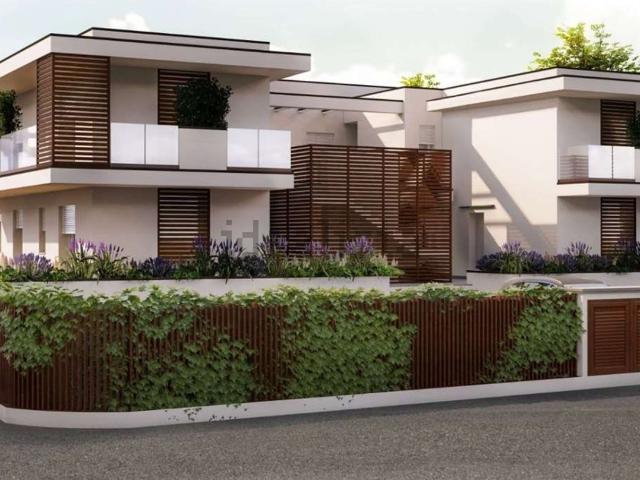 Appartamento in vendita a Montignoso, Toscana