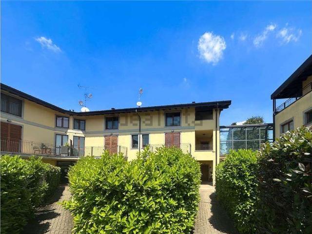 Appartamento in vendita a Cimbro, Vergiate