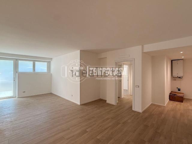 Appartamento in vendita a Sagnino, Como