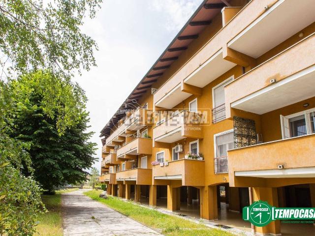 Appartamento in vendita a Buscate, Lombardia