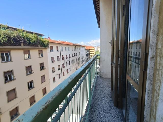 Appartamento in vendita a Quartiere 2, Firenze
