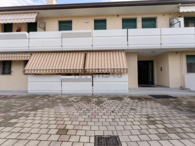 Appartamento in vendita a Legnaro, Padova