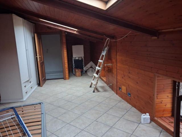 Appartamento in vendita a Carrara, Toscana