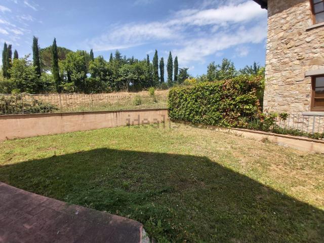 Appartamento in vendita a Gaiole In Chianti, Toscana