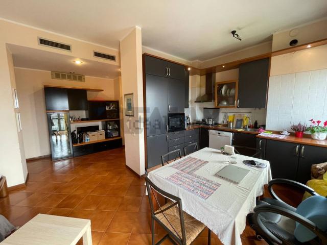 Appartamento in vendita a Alzano Sopra, Alzano Lombardo