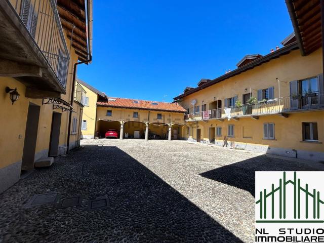 Appartamento in vendita a Samarate, Lombardia