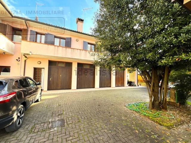 Appartamento in vendita a Quarto D'altino, Veneto