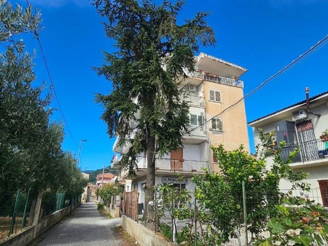 Appartamento in vendita a Lamezia Terme, Catanzaro