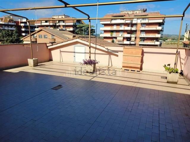 Attico in vendita a Monterotondo Scalo, Roma Capitale