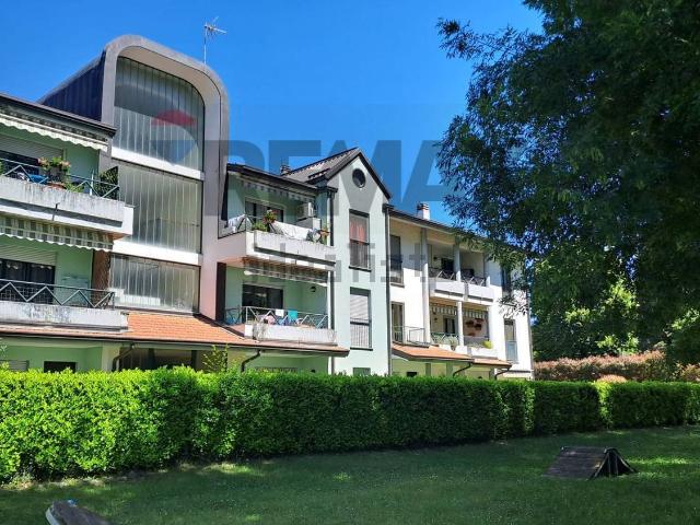 Appartamento in vendita a Vergiate, Lombardia