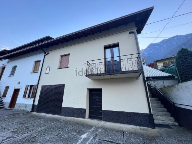 Appartamento in vendita a Comunità montana della valle Camonica, Angolo Terme