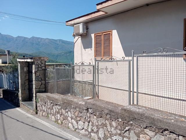 Appartamento in vendita a Lettere, Campania