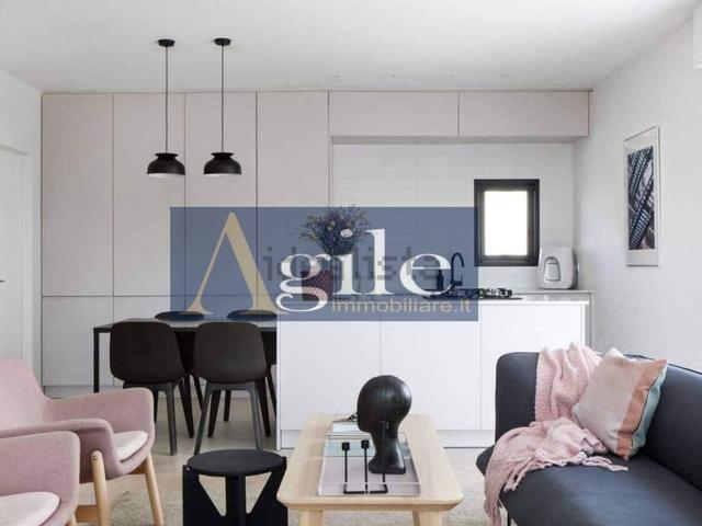 Appartamento in vendita a Marina centro, Marche
