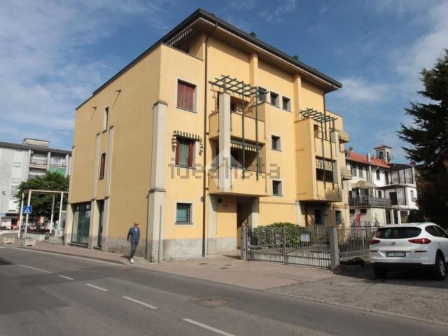 Appartamento in vendita a Ornago, Lombardia