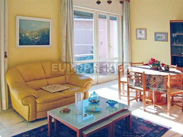 Appartamento in vendita a Zoagli, Liguria