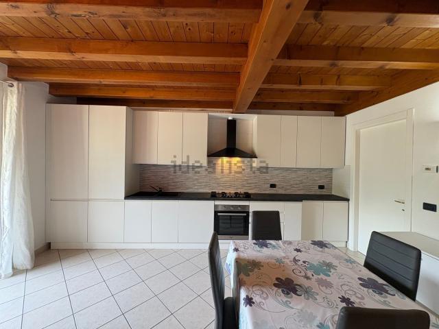 Appartamento in vendita a Piario, Lombardia