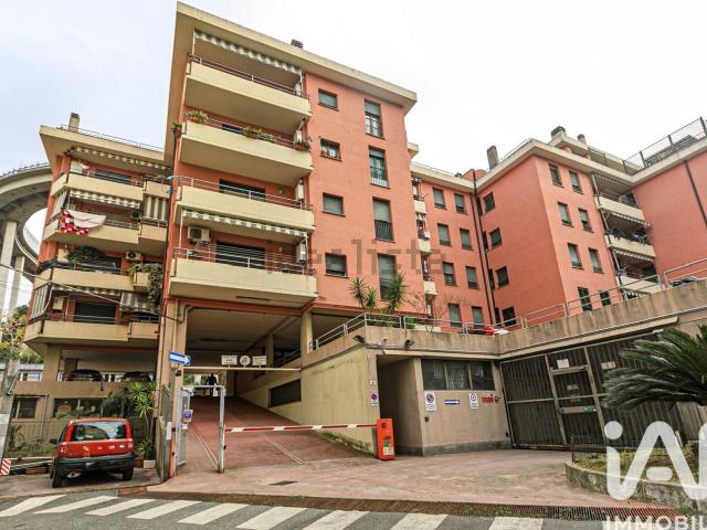 Appartamento in vendita a Centro Ovest, Serra Riccò