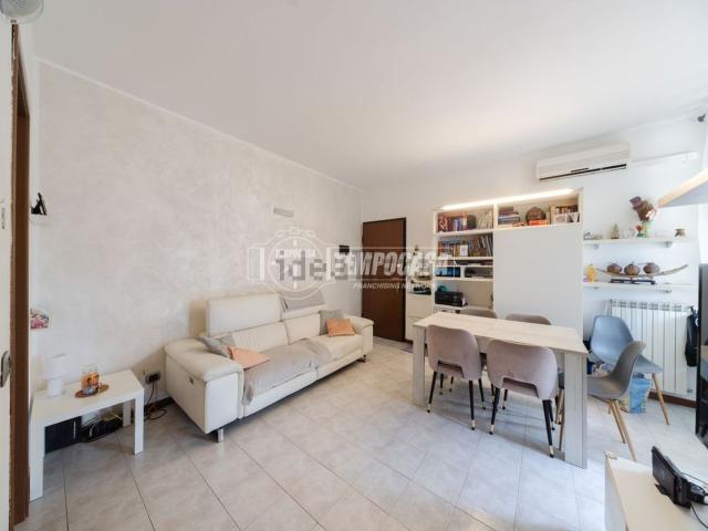 Appartamento in vendita a Muggiò, Lombardia