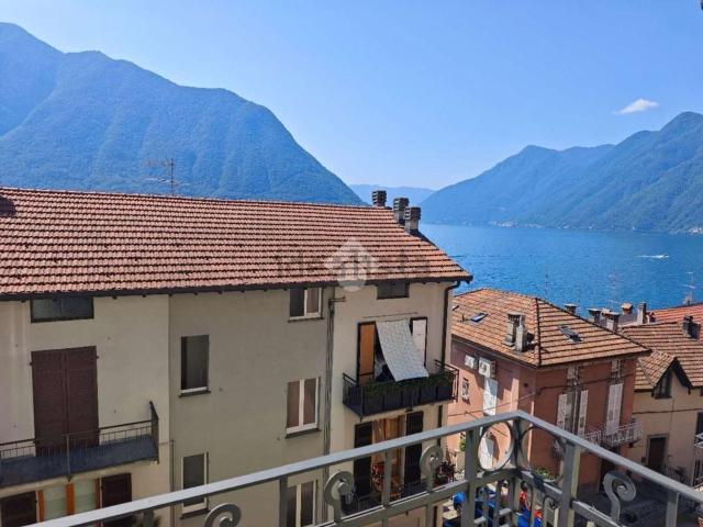 Appartamento in vendita a Colonno, Lombardia