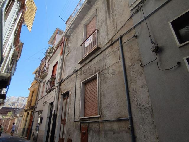 Appartamento in vendita a Bronte, Catania